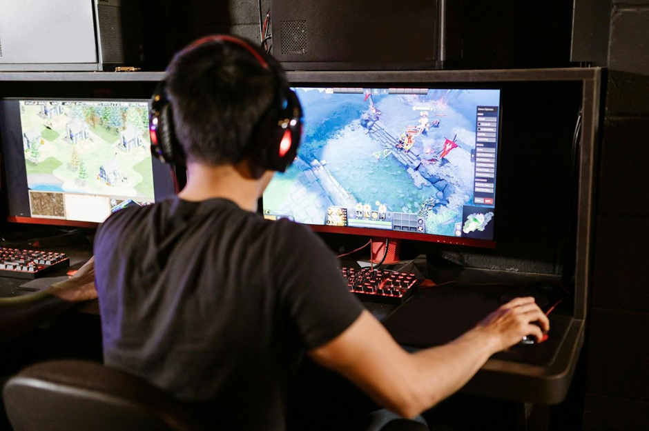 From Shooters to Sports: Favorite Game Genres in the Gulf Countries