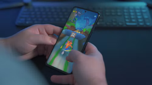 Retro Game Comebacks Are Fueling a New Handheld Boom